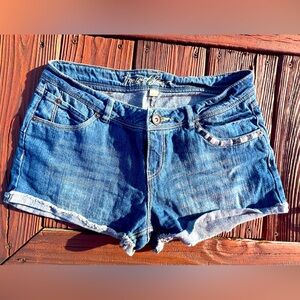TIMEOUT Women’s Jean Shorts size 38